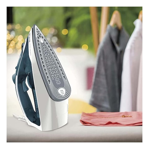 Tefal Steam Iron FV2831M0