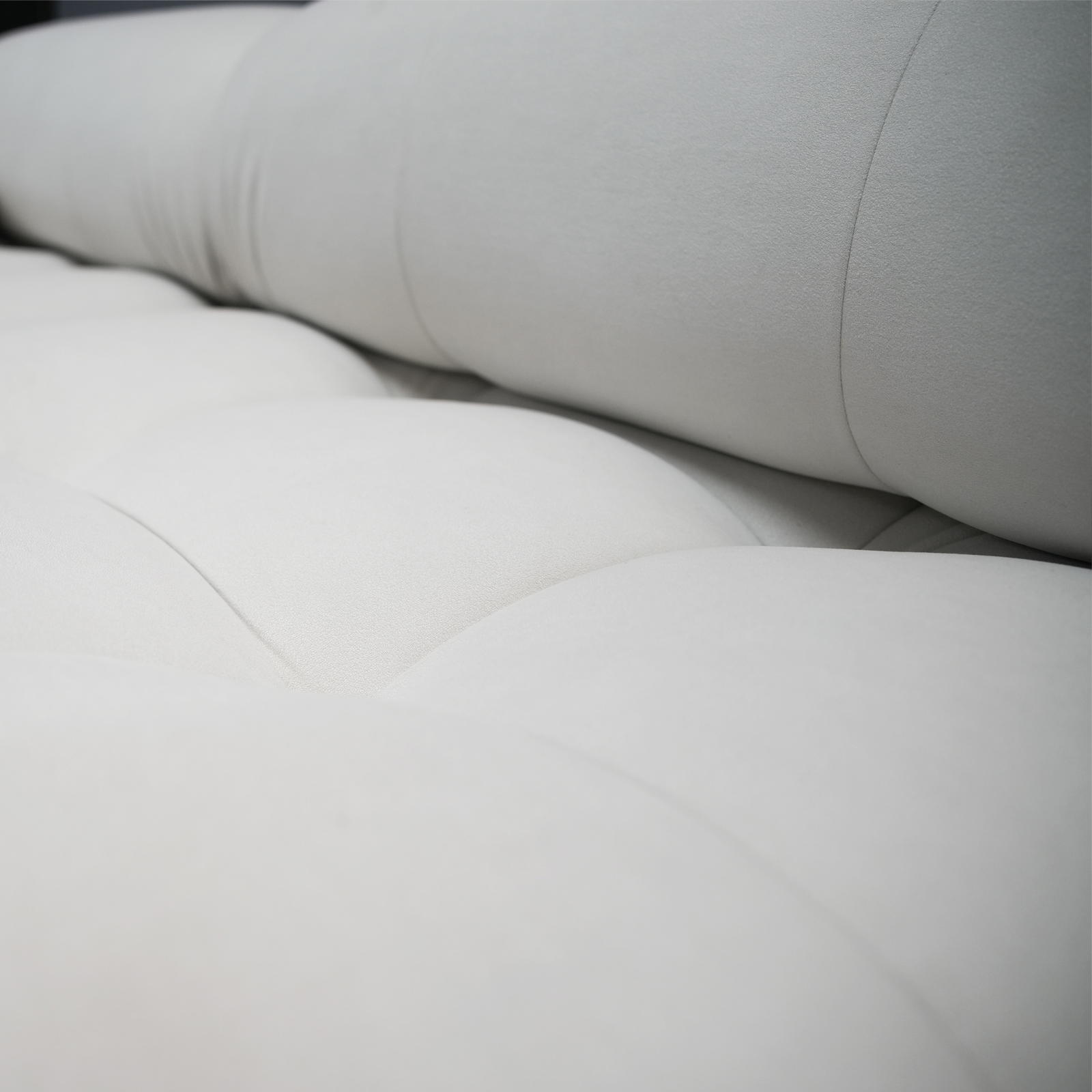 Sofa cloud (2 seater) velvet off-white