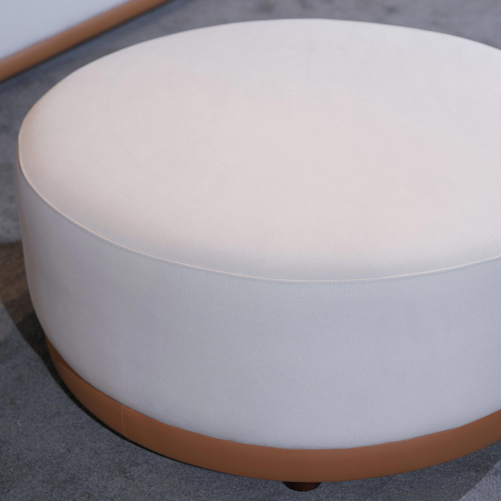 Sofa Dune (8-seater) in velvet cream
